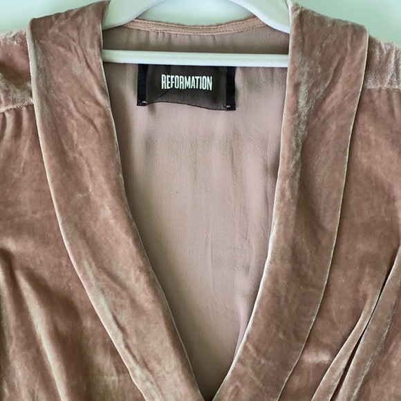 Reformation Blush Pink Velvet Anastasia Wrap Top - Picture 4 of 5